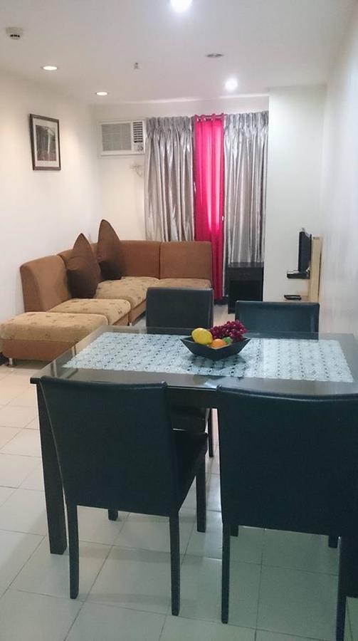 Strawberry Residences Себу Экстерьер фото