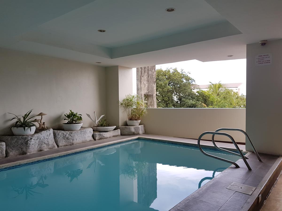 Strawberry Residences Себу Экстерьер фото