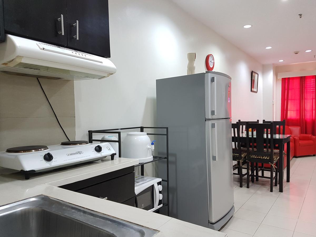 Strawberry Residences Себу Экстерьер фото