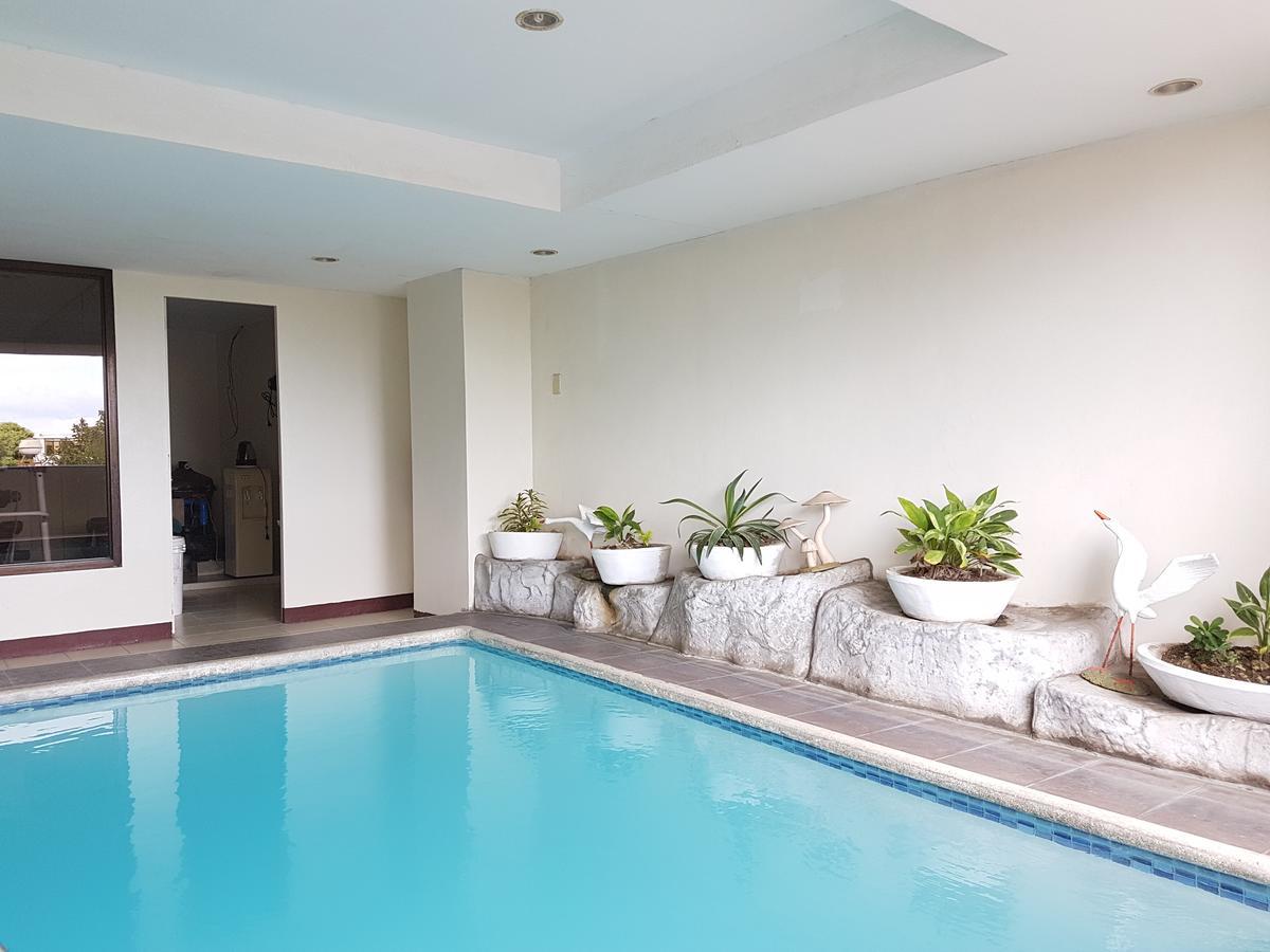 Strawberry Residences Себу Экстерьер фото